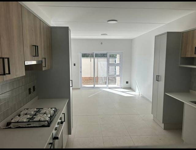 2 BEDROOM PROPERTY TO RENT IN FOURWAYS